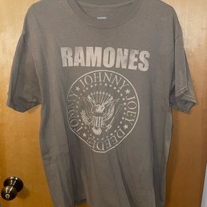 Ramones band shirt